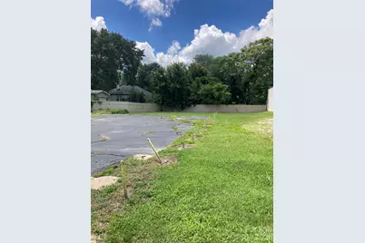1201 N Cannon Boulevard, Kannapolis, NC 28082 - Photo 3