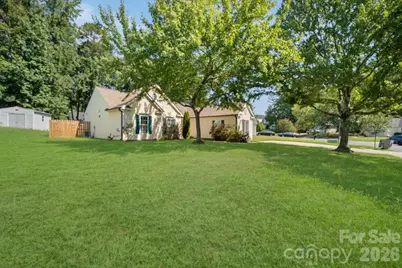 9828 Northwoods Forest Drive, Charlotte, NC 28214 - Photo 3