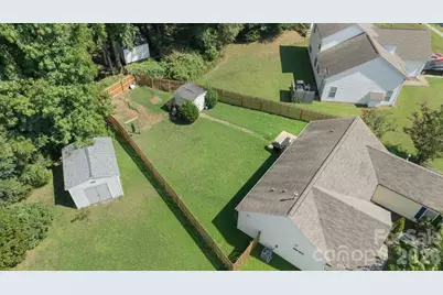 9828 Northwoods Forest Drive, Charlotte, NC 28214 - Photo 35