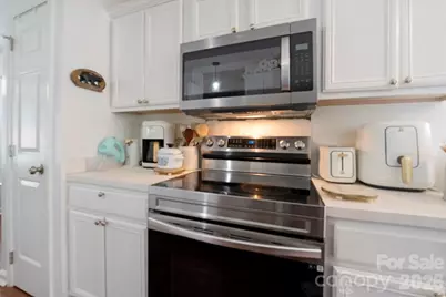 9828 Northwoods Forest Drive, Charlotte, NC 28214 - Photo 11