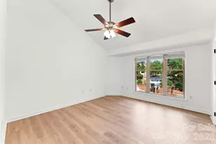 425 W 8th St, Charlotte, NC 28202 - Photo 19