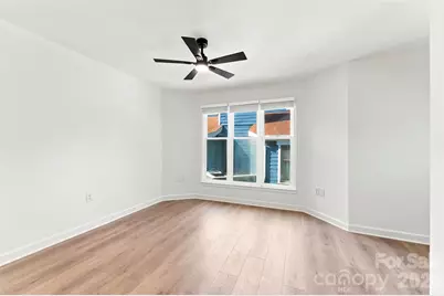 425 W 8th Street #87, Charlotte, NC 28202 - Photo 15