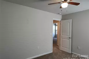 9220 Creedmore Hills Dr, Charlotte, NC 28214 - Photo 19
