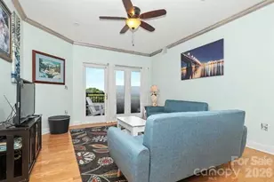 401 N Church St, Charlotte, NC 28202 - Photo 3