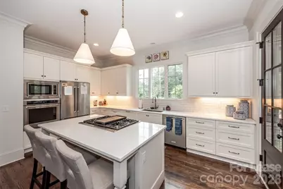405 Louise Avenue, Charlotte, NC 28204 - Photo 5