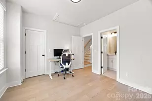 2303 Rozzelles Ferry Rd, Charlotte, NC 28208 - Photo 21