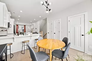 2303 Rozzelles Ferry Rd, Charlotte, NC 28208 - Photo 9