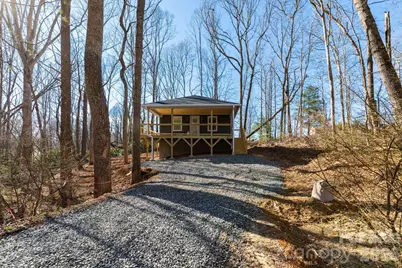 137 E Arbutus Trail, Hendersonville, NC 28792 - Photo 5