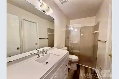 3132 Dawnshire Avenue, Charlotte, NC 28216 - Photo 19