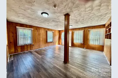 3132 Dawnshire Avenue, Charlotte, NC 28216 - Photo 35