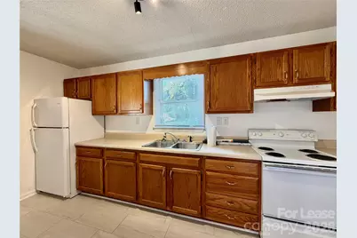 3132 Dawnshire Avenue, Charlotte, NC 28216 - Photo 37