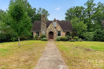 506 5th Avenue SE, Hickory, NC 28602 - Photo 1