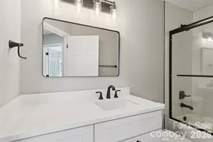827 4th Street W, Charlotte, NC 28202 - Photo 17