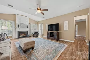 9538 Linden Tree Ln, Charlotte, NC 28277 - Photo 13