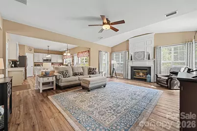 9538 Linden Tree Lane, Charlotte, NC 28277 - Photo 11