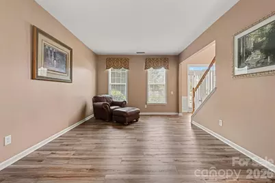 9538 Linden Tree Lane, Charlotte, NC 28277 - Photo 7