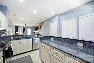 1029 Park West Drive, Charlotte, NC 28209 - Photo 5