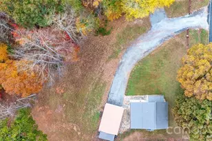 1846 Deer Park Rd, Nebo, NC 28761 - Photo 21