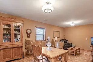 1846 Deer Park Rd, Nebo, NC 28761 - Photo 7