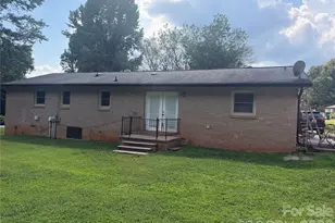 344 Pearson St, Blacksburg, SC 29702 - Photo 5