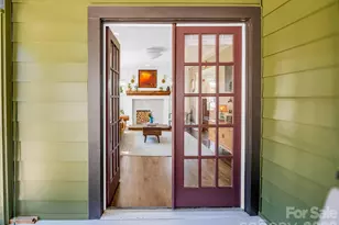 10 Dale St, Asheville, NC 28806 - Photo 31
