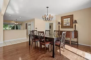 324 Dawnbrook Dr, Flat Rock, NC 28731 - Photo 9