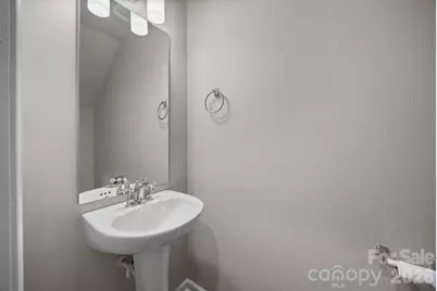 8105 Alderton Lane, Charlotte, NC 28215 - Photo 13