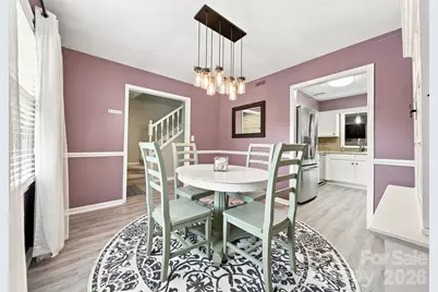 921 21st Avenue NE, Hickory, NC 28601 - Photo 7