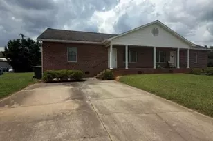 1535 23rd St NE, Hickory, NC 28601 - Photo 1