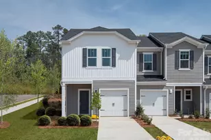 8224 Hidden Spgs Trl, Charlotte, NC 28216 - Photo 1