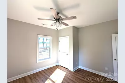 1613 N Sutherland Avenue, Monroe, NC 28110 - Photo 9