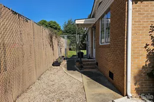 517 McDowell Dr, Chester, SC 29706 - Photo 25