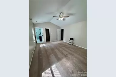 10409 Northwoods Forest Drive, Charlotte, NC 28214 - Photo 17