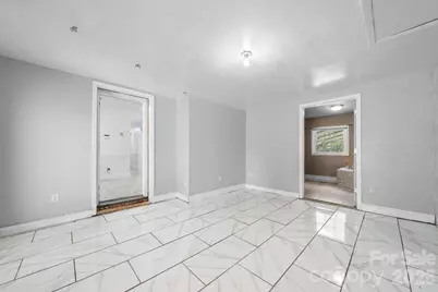 2823 39th Avenue NE, Hickory, NC 28601 - Photo 19