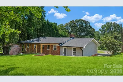 2823 39th Avenue NE, Hickory, NC 28601 - Photo 23