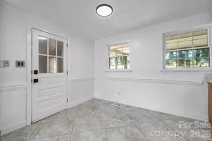 2823 39th Ave NE, Hickory, NC 28601 - Photo 11