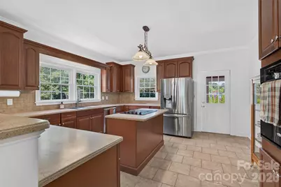 638 Carolina Avenue, Gastonia, NC 28052 - Photo 13