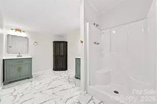 2430 Nixon Dr, Shelby, NC 28152 - Photo 19