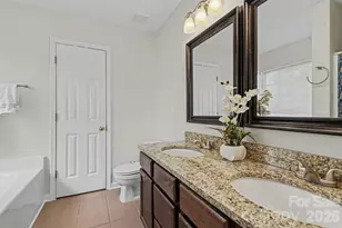 416 McGinn Grove Dr, Charlotte, NC 28216 - Photo 9