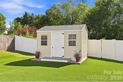 8219 Paw Valley Lane, Charlotte, NC 28214 - Photo 7