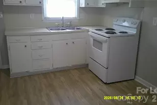 1338 7th Ave SW, Hickory, NC 28602 - Photo 5