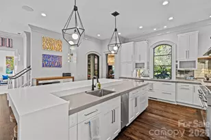 727 Colville Rd, Charlotte, NC 28207 - Photo 15
