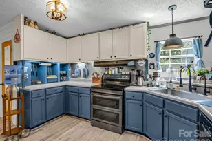 14 Old Possum Holler Rd, Hendersonville, NC 28739 - Photo 15