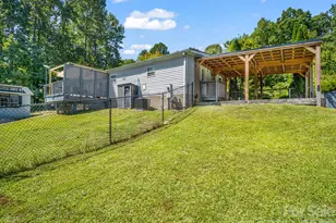 14 Old Possum Holler Rd, Hendersonville, NC 28739 - Photo 1