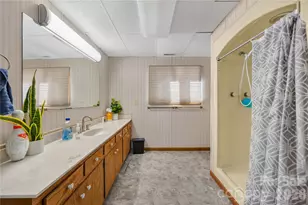 250 Tanner St, Rutherfordton, NC 28139 - Photo 23