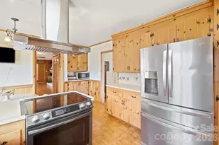 3031 Gardner Park Dr, Gastonia, NC 28054 - Photo 15