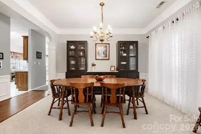 4736 Kirkgard Trail, Charlotte, NC 28269 - Photo 9