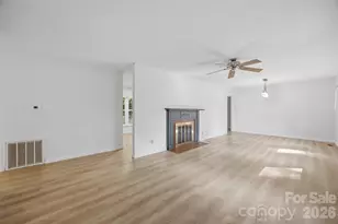 737 Lakeview Dr, Henderson, NC 27536 - Photo 5
