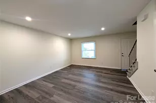 2220 Yorkhills Dr, Charlotte, NC 28217 - Photo 5