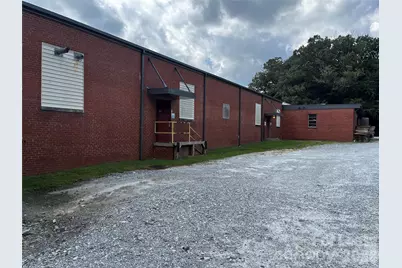 1495 N Main Street, Hendersonville, NC 28792 - Photo 7
